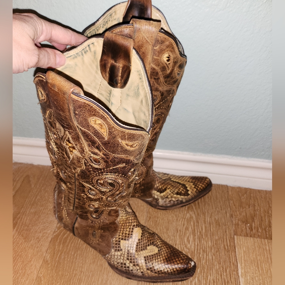 Corral Vintage Cowgirl Boots